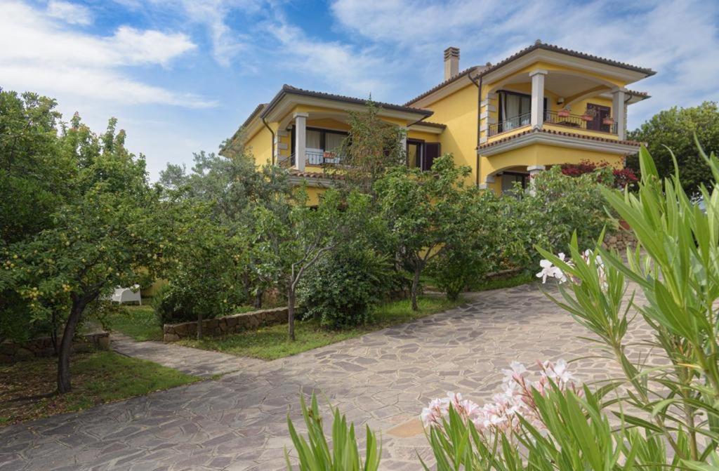 Residence Agrifoglio Monte Petrosu Eksteriør billede